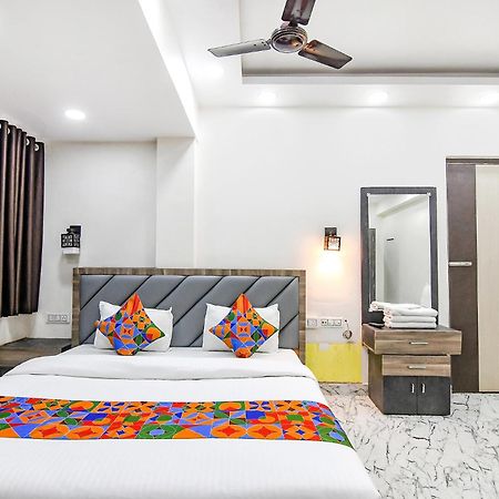 Fabexpress Sr Royale - Nr Sealdah Station Hotel Calcutta Exterior foto
