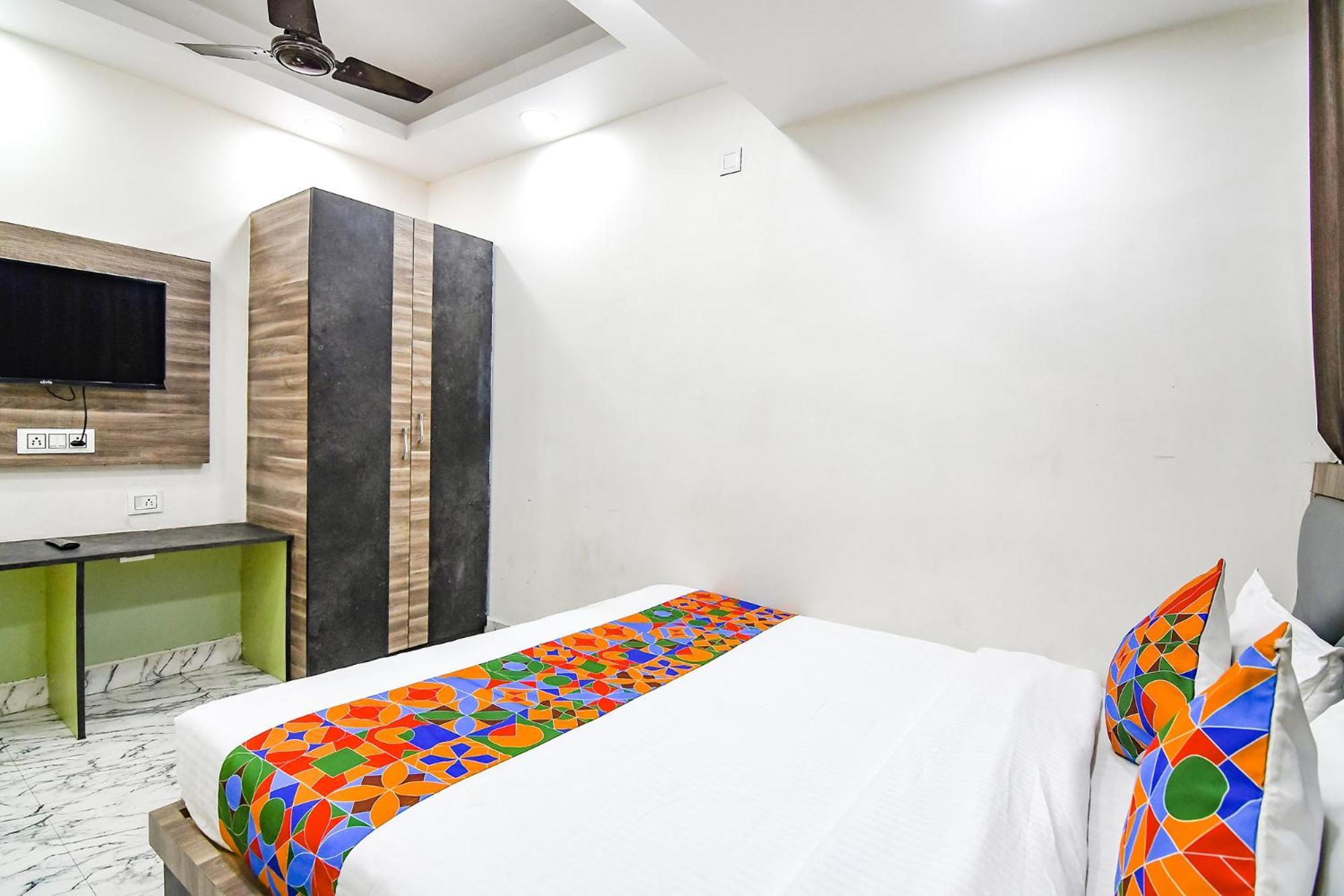 Fabexpress Sr Royale - Nr Sealdah Station Hotel Calcutta Exterior foto