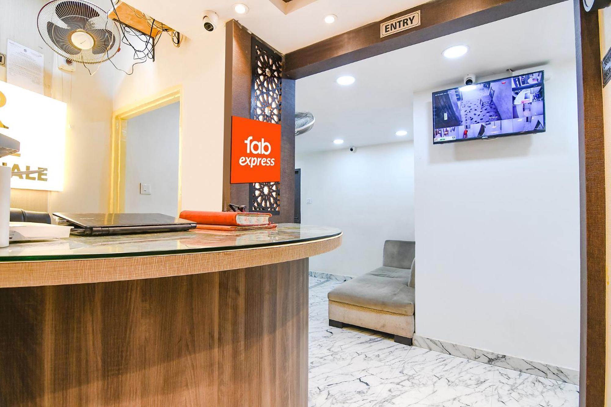 Fabexpress Sr Royale - Nr Sealdah Station Hotel Calcutta Exterior foto