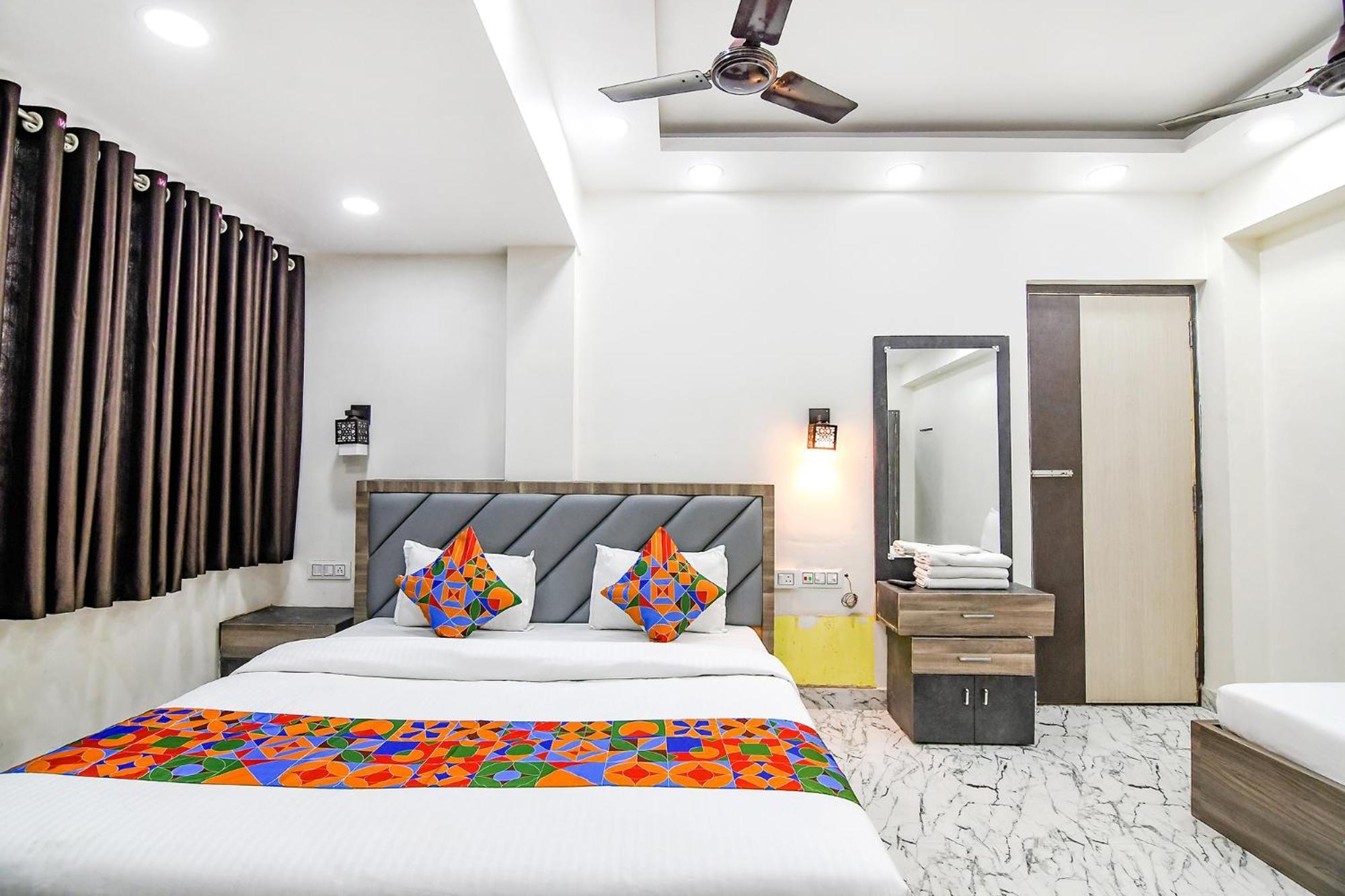 Fabexpress Sr Royale - Nr Sealdah Station Hotel Calcutta Exterior foto
