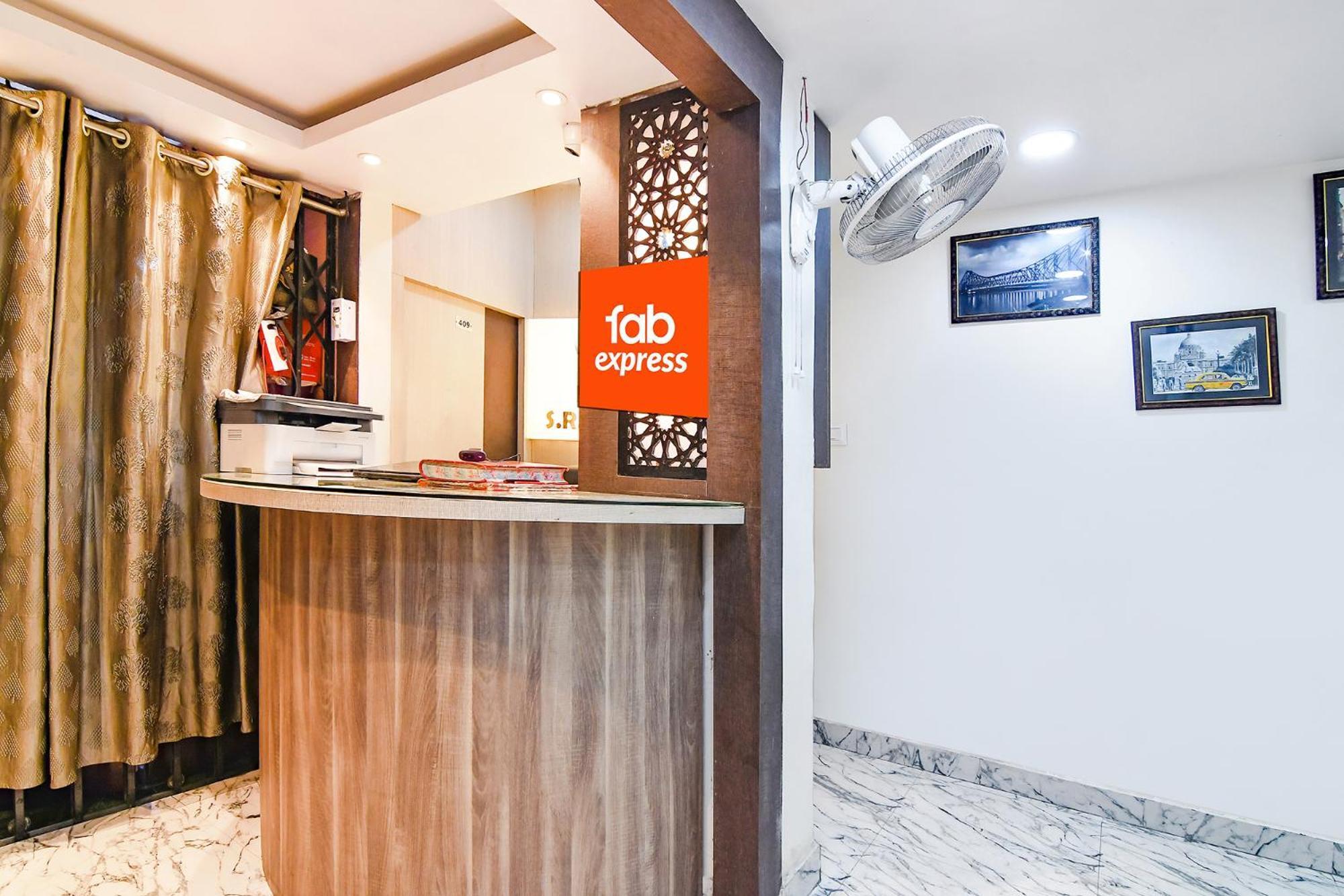 Fabexpress Sr Royale - Nr Sealdah Station Hotel Calcutta Exterior foto